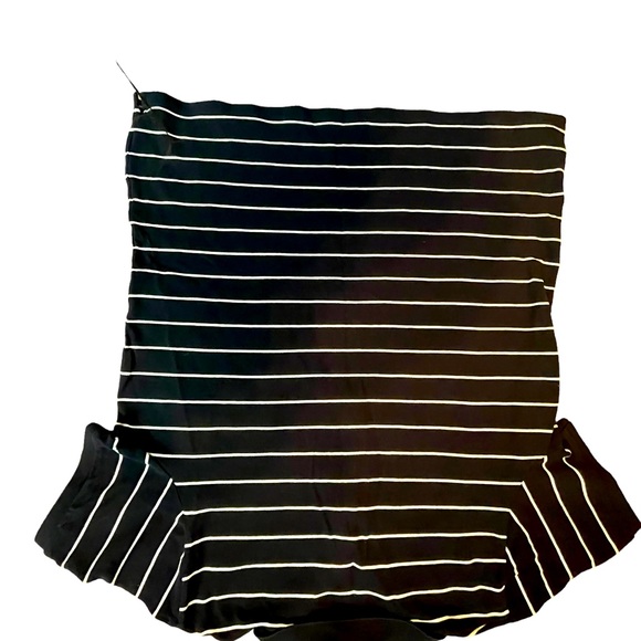 Ralph Lauren-blue and white with gold buttons polo shirt-size 2X large - Picture 2 of 5